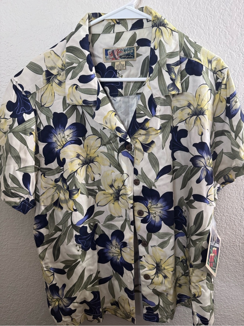 La Cabana Men’s Short Sleeve Hawaiian shirt nwt
